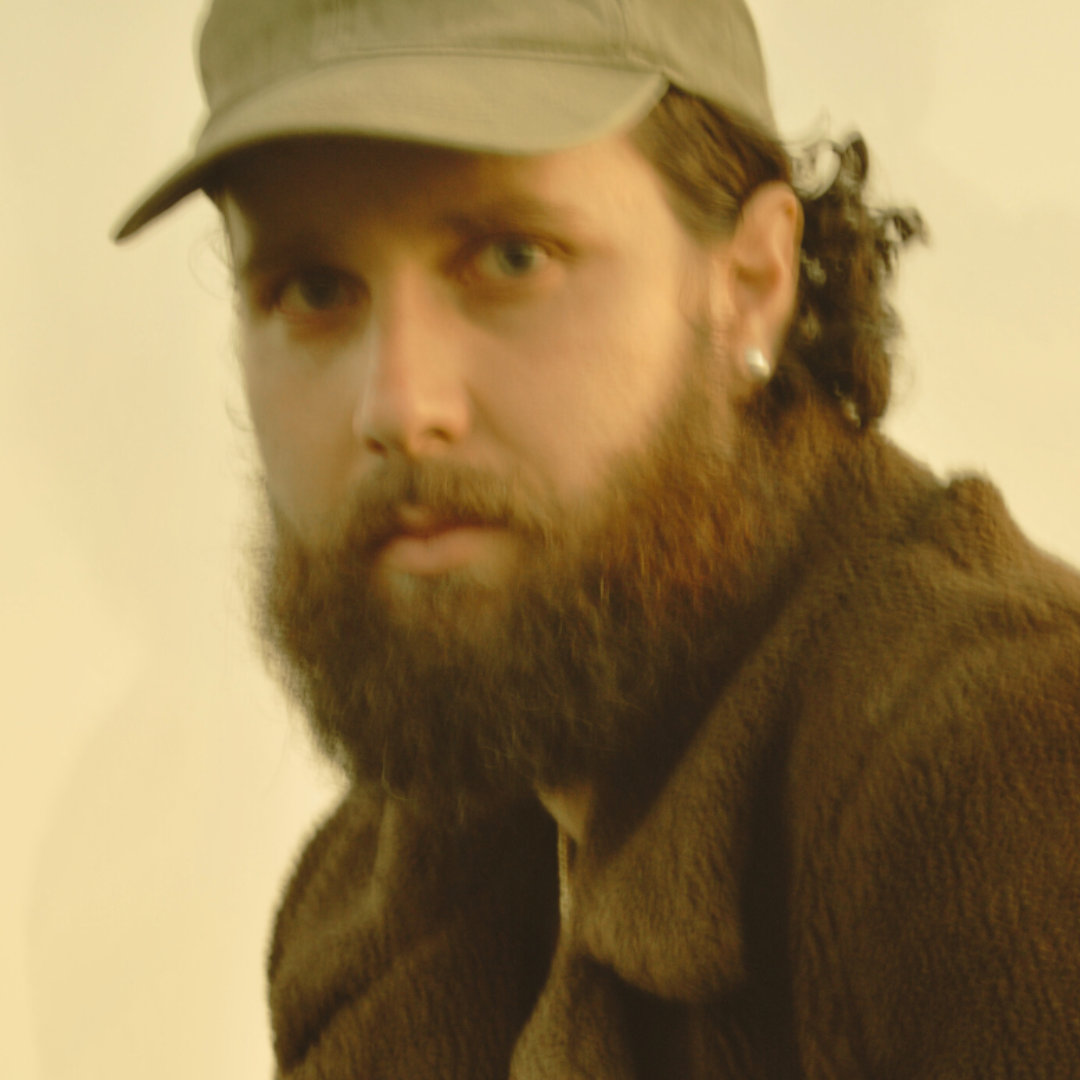 Luke De-Sciscio’s Music is Viscerally Beautiful